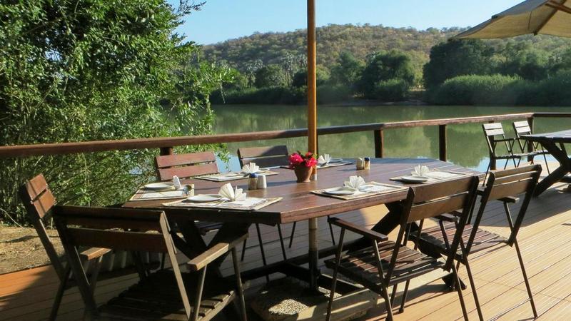 Kunene River Lodge Ehomba Buitenkant foto