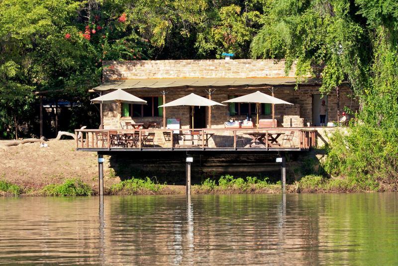 Kunene River Lodge Ehomba Buitenkant foto