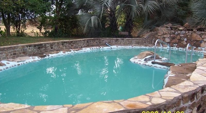Kunene River Lodge Ehomba Buitenkant foto